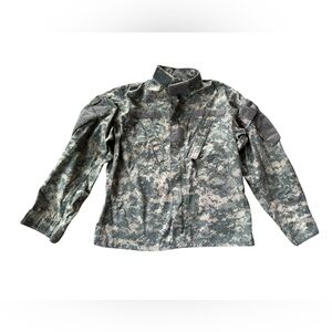 US Army ACU Digital Camo Combat Jacket Mens Small Short Military Field Coat